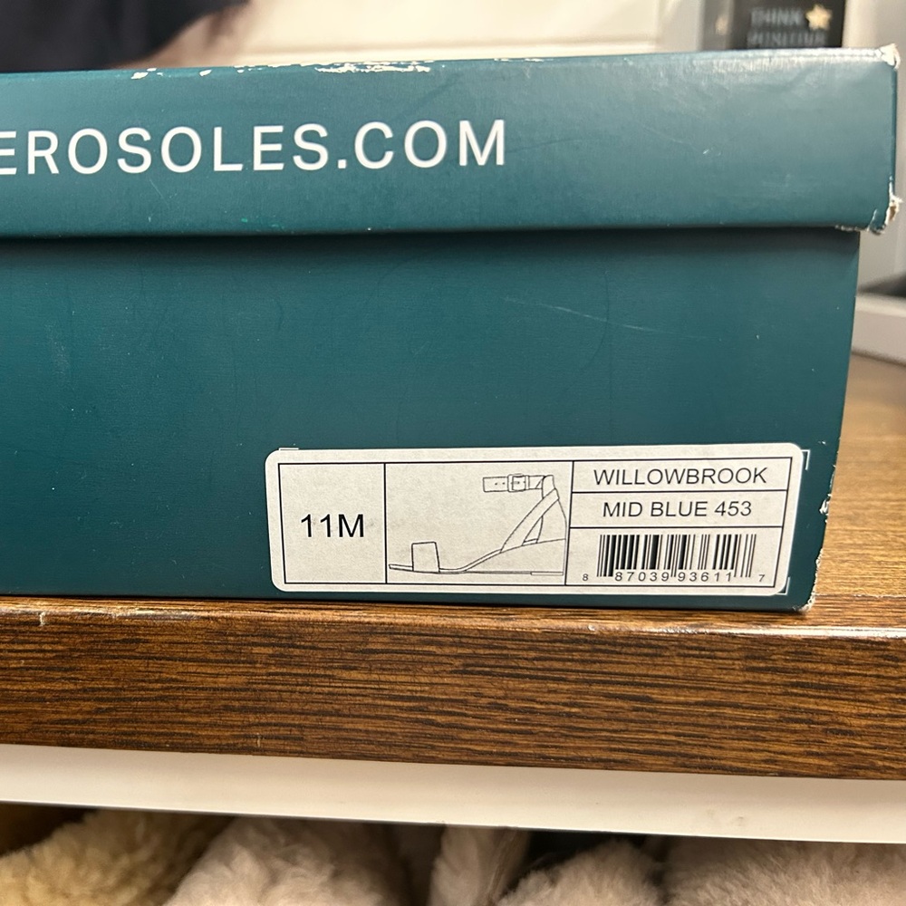 AEROSOLES Willowbrook Mid Blue Footwear